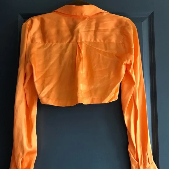 NWT Zara orange long sleeved button down crop top - Picture 4 of 5